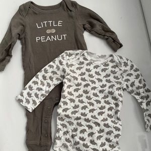 Carter’s 3M long sleeve bodysuits.